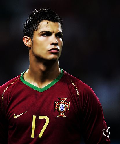 cristiano_ronaldo__by_catherinehmm.jpg