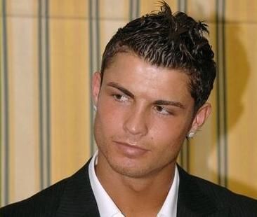 cristiano_ronaldo_new_haircut_styles_in_2010.jpg